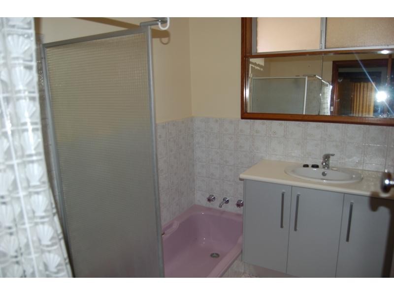 1/49 Wroxton Street, Midland WA 6056