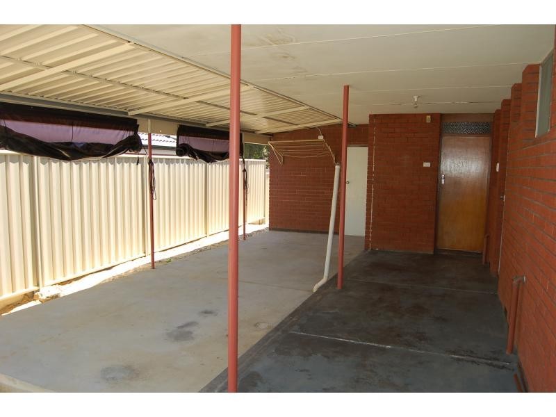 1/49 Wroxton Street, Midland WA 6056