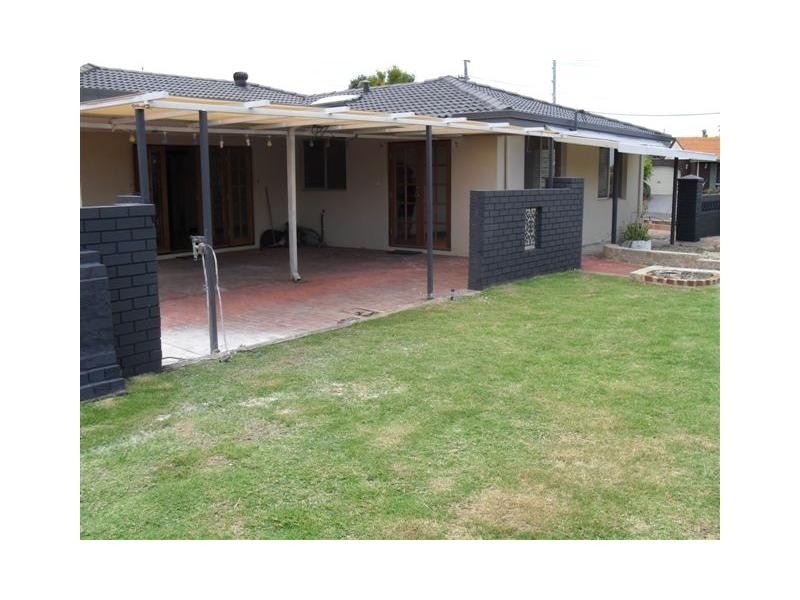 49 Bannister Way, Padbury WA 6025