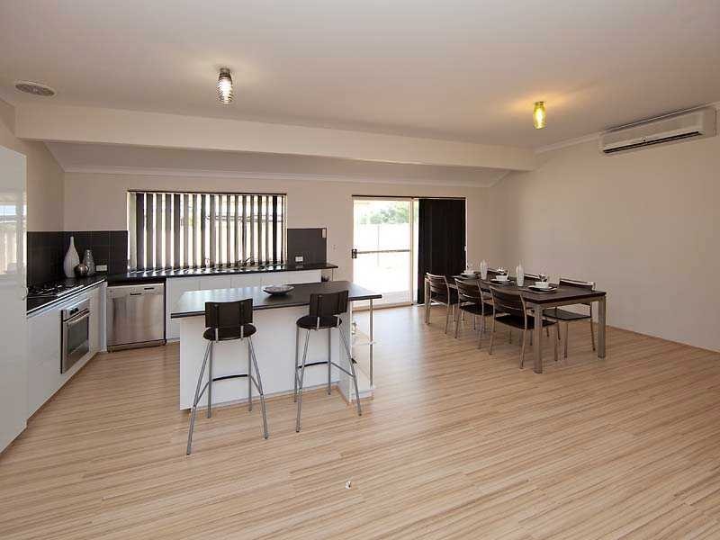 7 Dorrigo Way, South Lake WA 6164