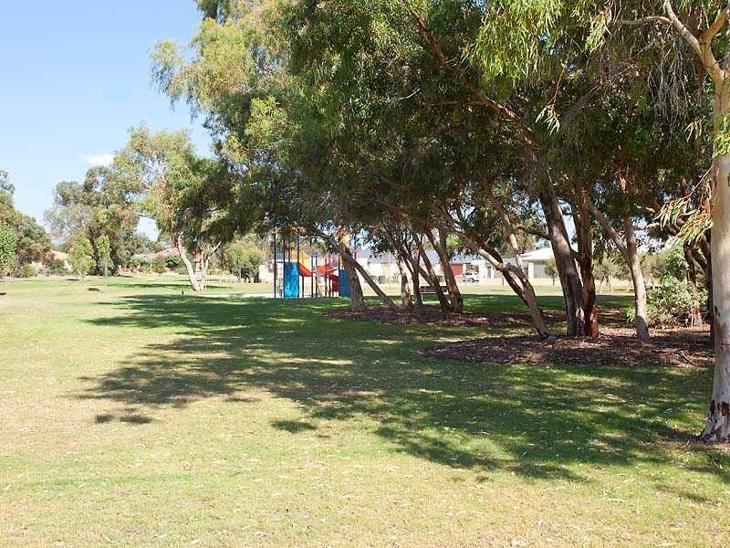 7 Dorrigo Way, South Lake WA 6164