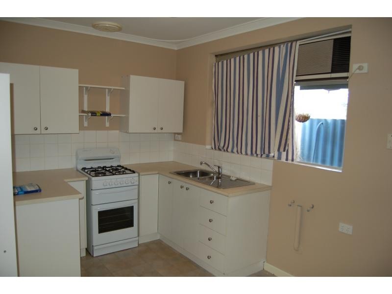 2/49 Wellington Street, Yokine WA 6060