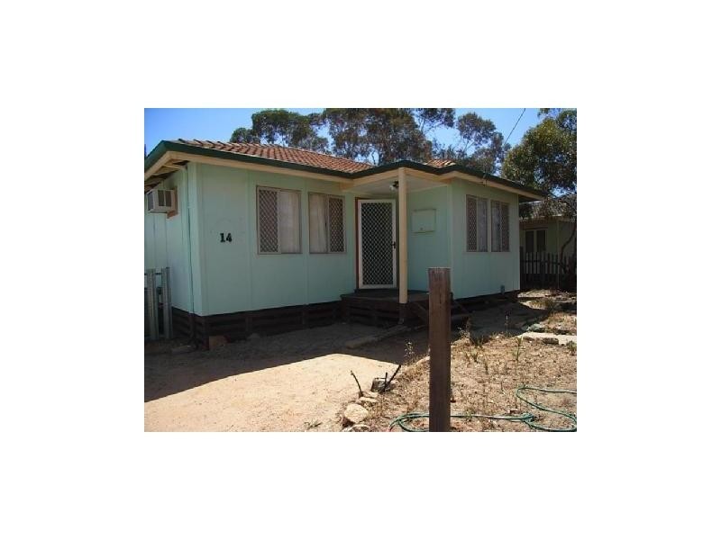 14 Snell Street, Merredin WA 6415
