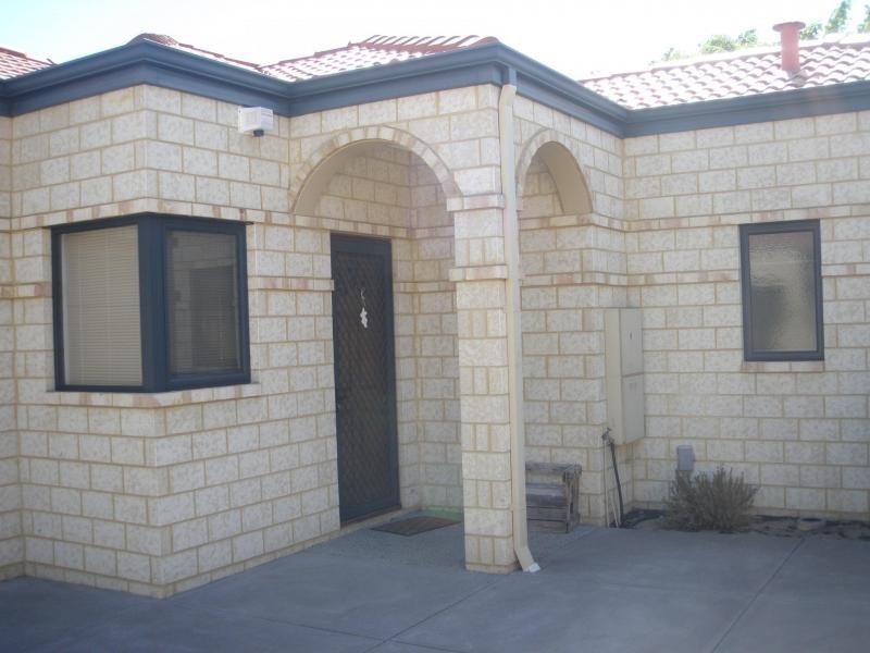 3/3 Canterbury Court, Nollamara WA 6061