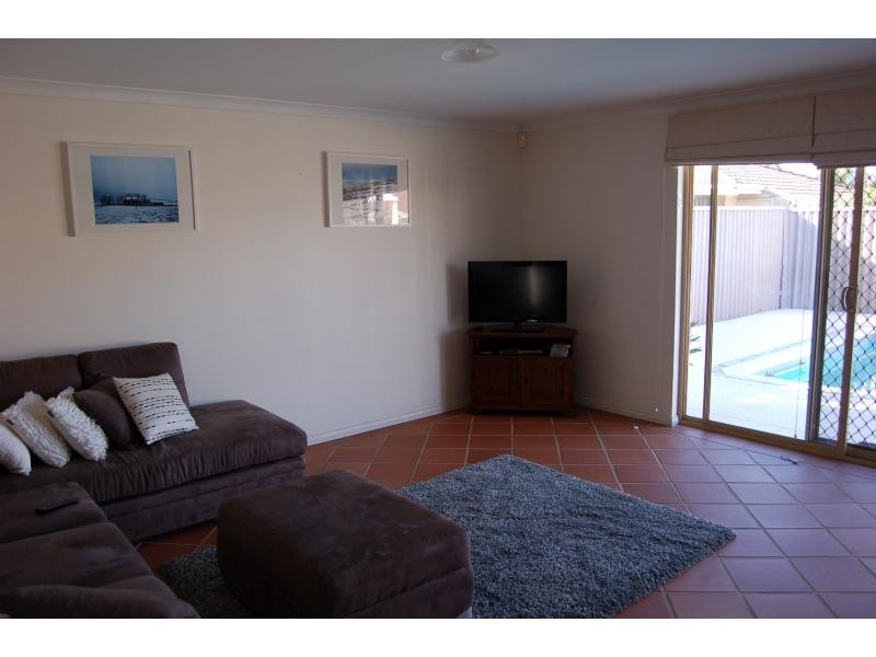 A/410 Lennard Street, Dianella WA 6059