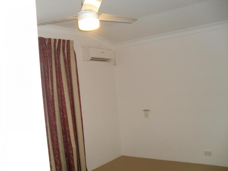 32 Gascoyne Avenue, Woodvale WA 6026