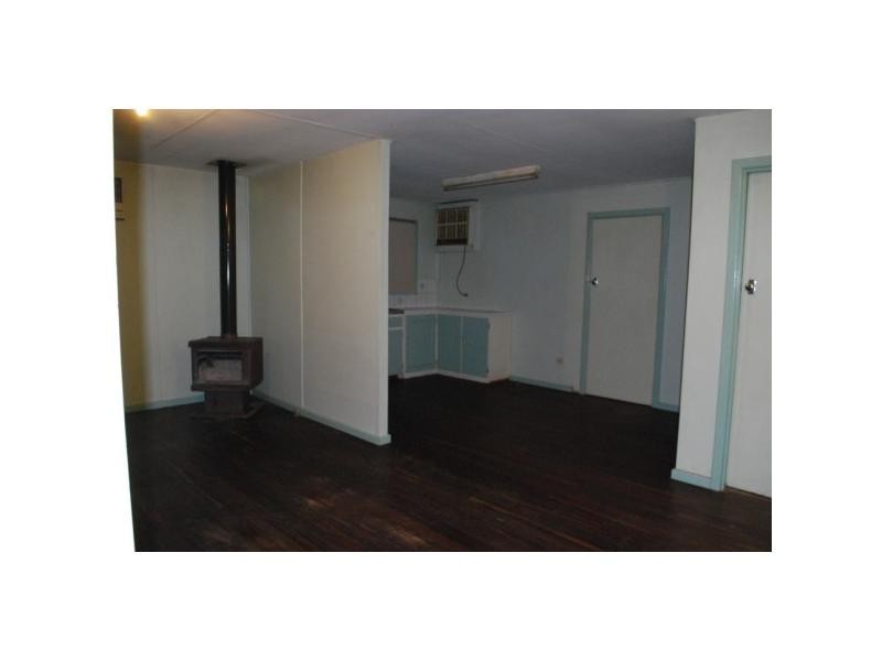 18 Boyd Street, Merredin WA 6415