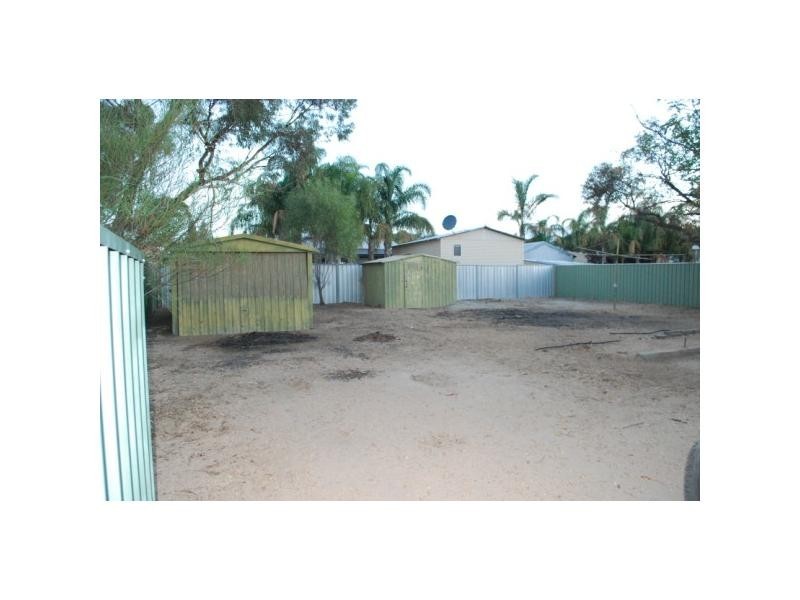 18 Boyd Street, Merredin WA 6415
