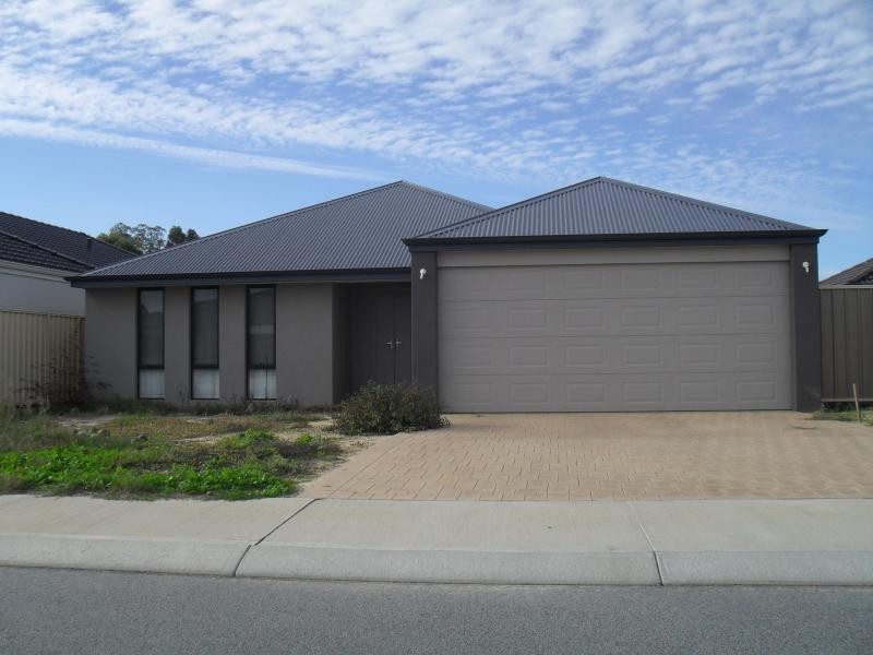 37 Brittain Road, Wattle Grove WA 6107