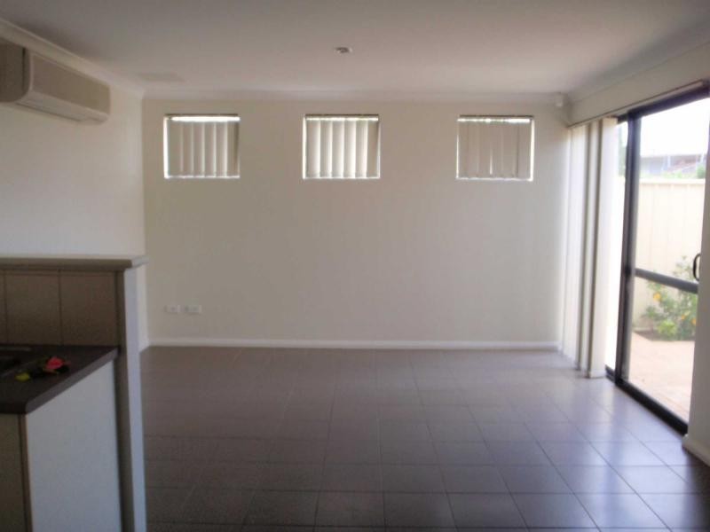 Unit 12/7 Templeman Place, Midland WA 6056