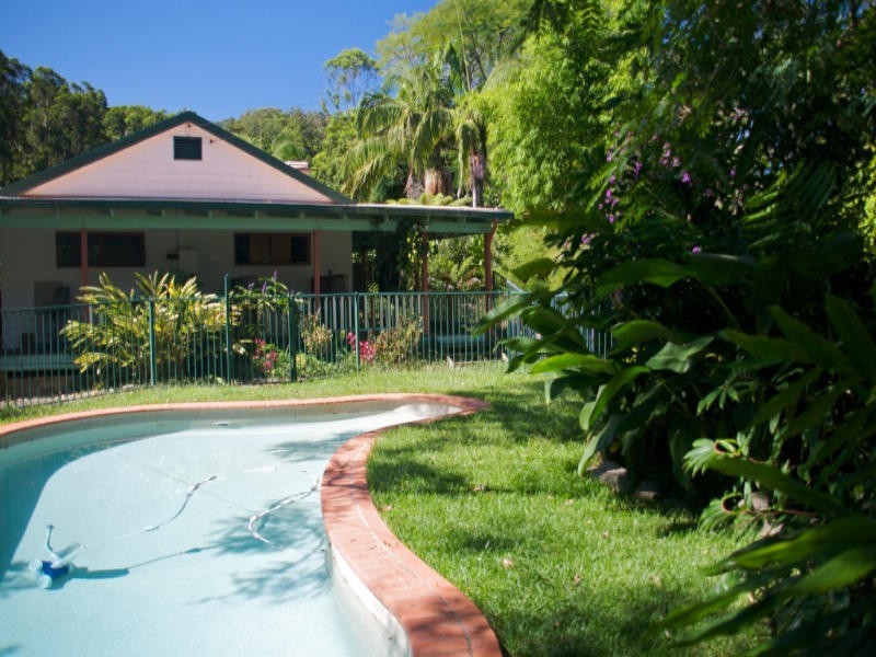 601 Smiths Creek Road, Uki NSW 2484