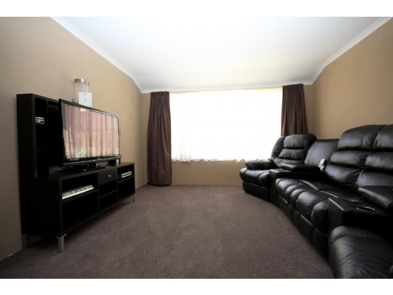 19 Nocturne Rise, Bullsbrook WA 6084