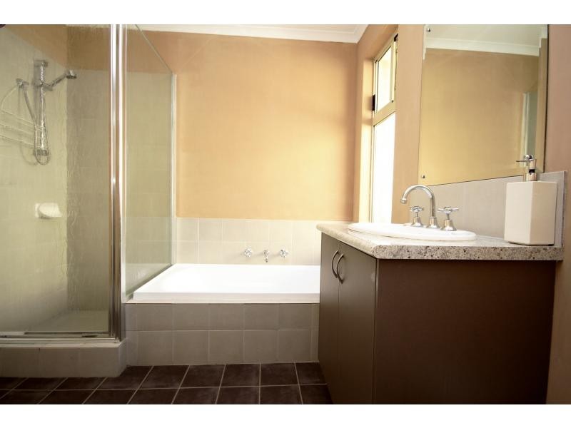 19 Nocturne Rise, Bullsbrook WA 6084