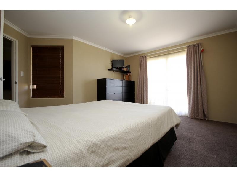 19 Nocturne Rise, Bullsbrook WA 6084