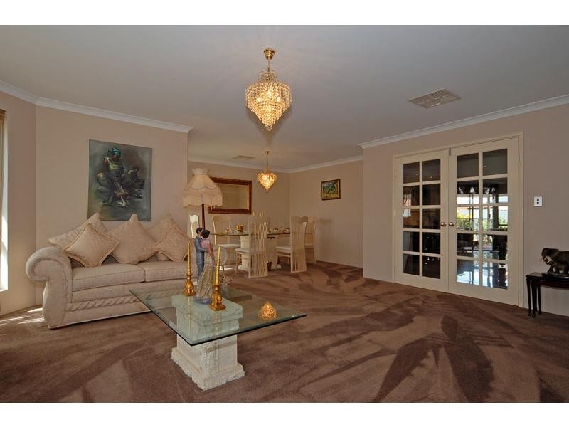 16 Ingham Street, Aveley WA 6069