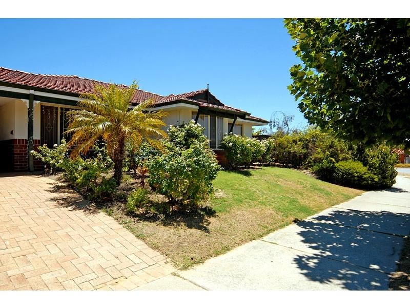 43 Woodlake Boulevard, Ellenbrook WA 6069