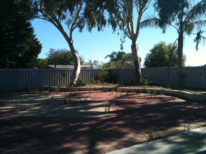 87 Blackadder Road, Swan View WA 6056