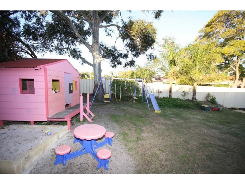 Bassendean WA 6054