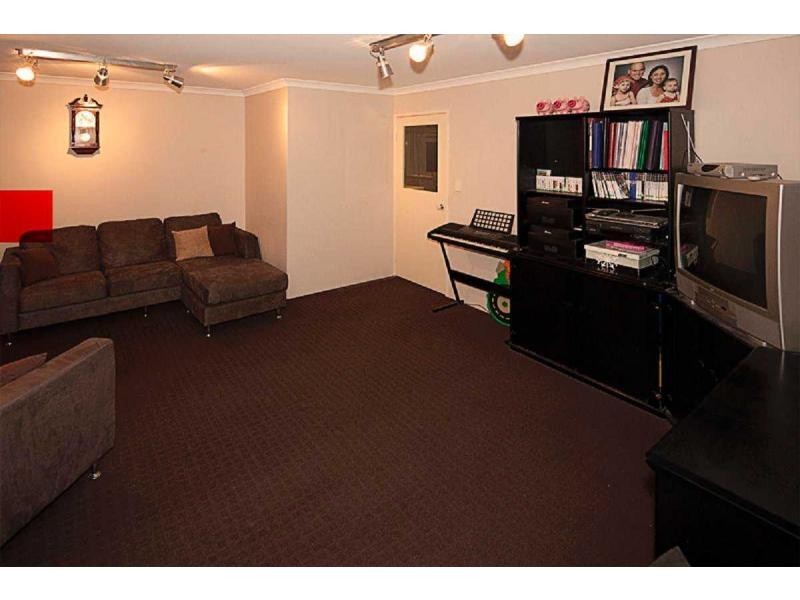 68 Ashdale Boulevard, Darch WA 6065