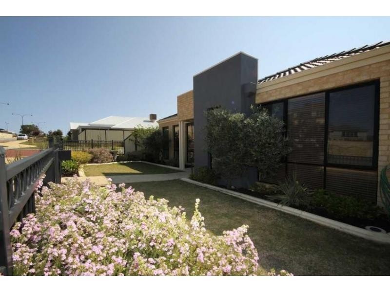 165 Ocean Keys Blvd, Clarkson WA 6030