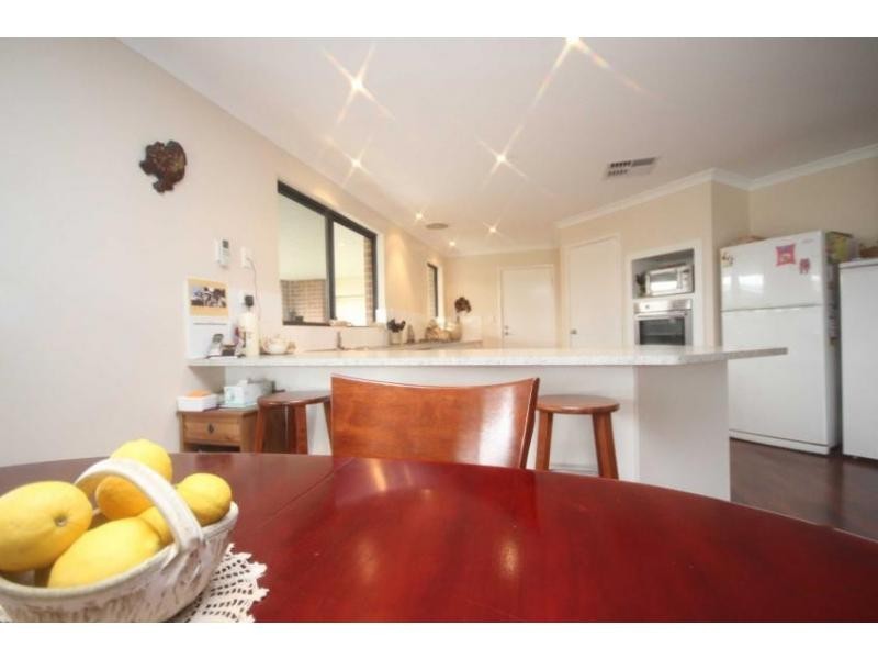 20 Nouveau Turn, Aveley WA 6069