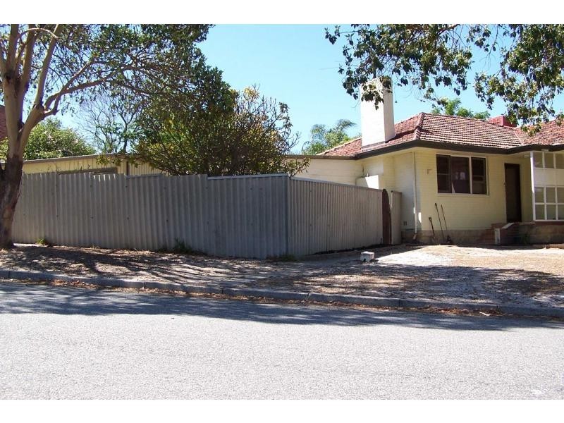 18 Schofield Street, Eden Hill WA 6054