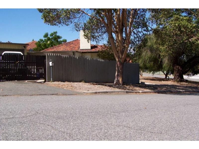 18 Schofield Street, Eden Hill WA 6054