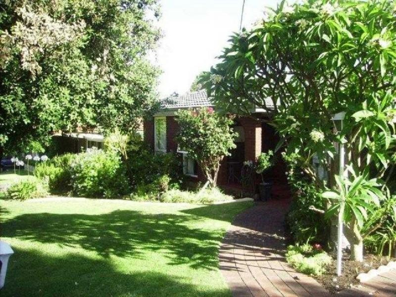 38 Reid Street, Bassendean WA 6054