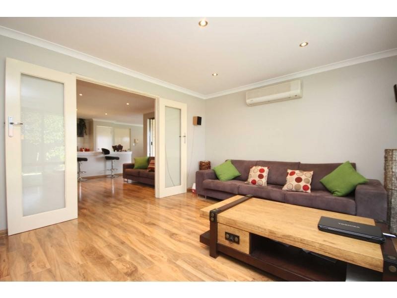 10 Forge Lane, Henley Brook WA 6055