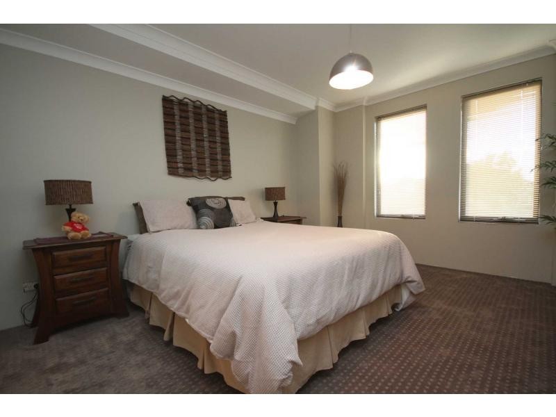 10 Forge Lane, Henley Brook WA 6055