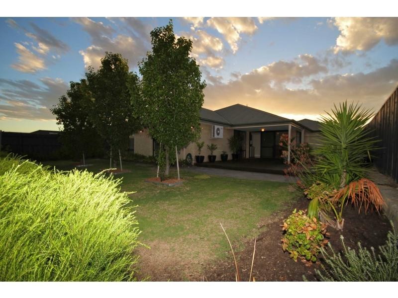 10 Forge Lane, Henley Brook WA 6055