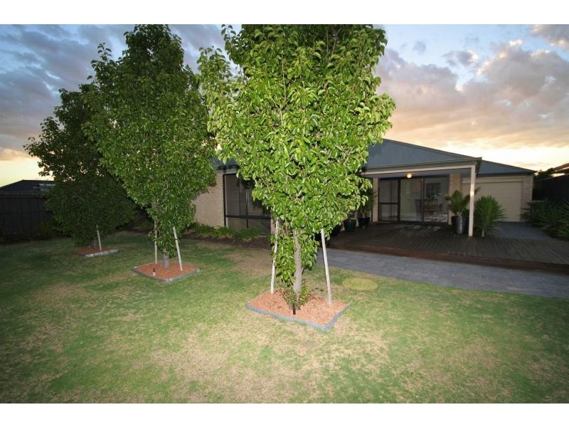 10 Forge Lane, Henley Brook WA 6055