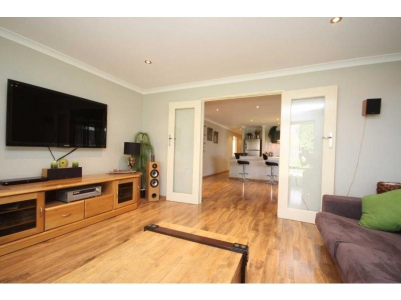 10 Forge Lane, Henley Brook WA 6055