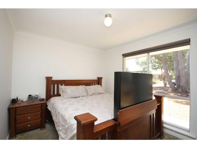 10 Pine Gap, Swan View WA 6056