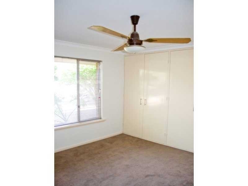 1 Carlton Place, Swan View WA 6056