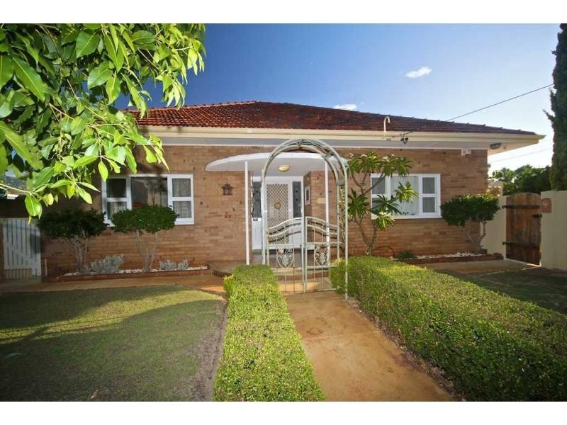 139 Anzac Terrace, Bassendean WA 6054