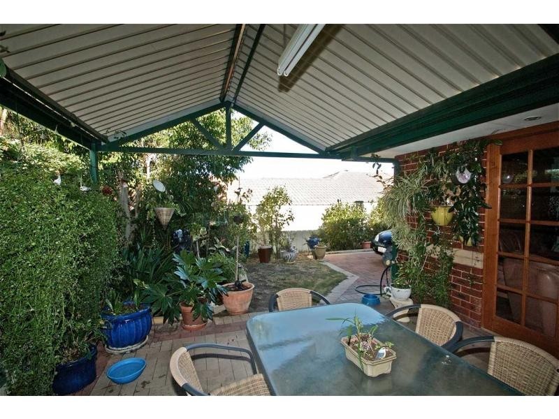 1/78 Scaddan Street, Bassendean WA 6054