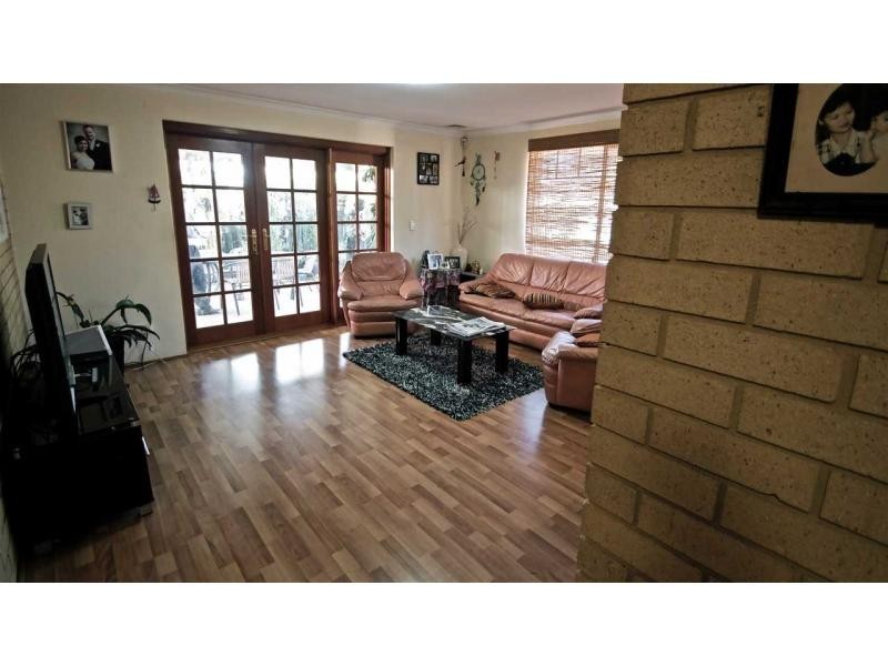 1/78 Scaddan Street, Bassendean WA 6054