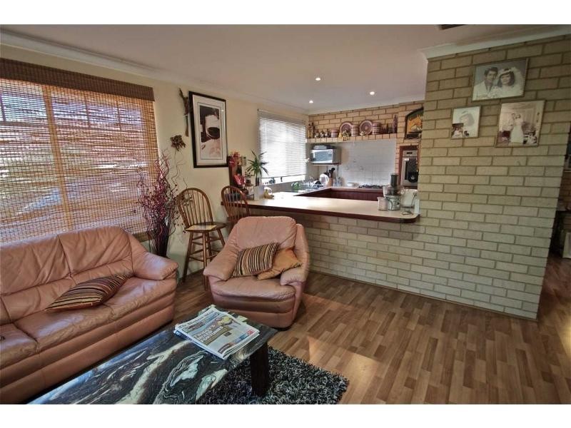 1/78 Scaddan Street, Bassendean WA 6054