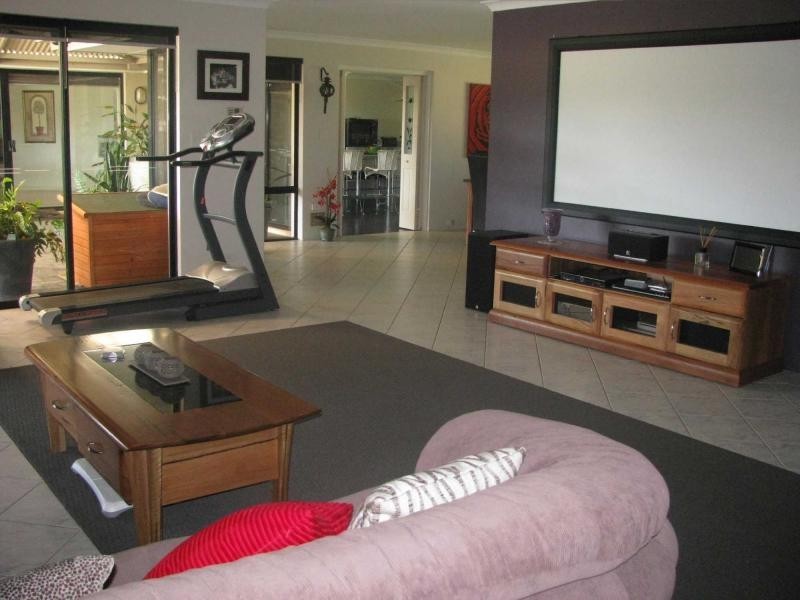 38 Bromley Road, Herne Hill WA 6056