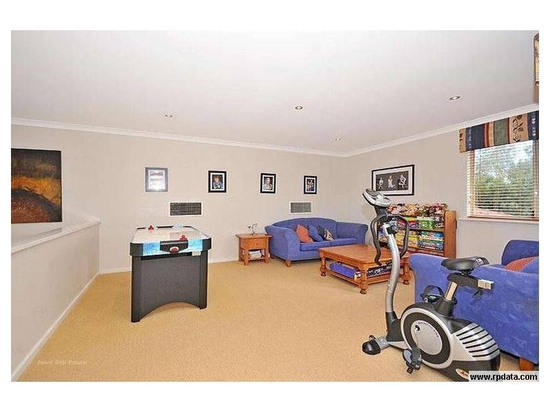 4 Whistler Court, Ellenbrook WA 6069