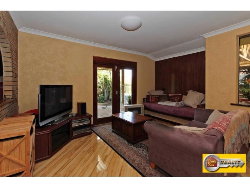 106 Iolanthe Street, Eden Hill WA 6054