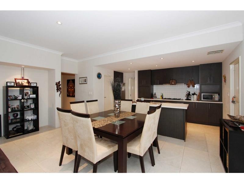 6 Tindale Crest, Aveley WA 6069