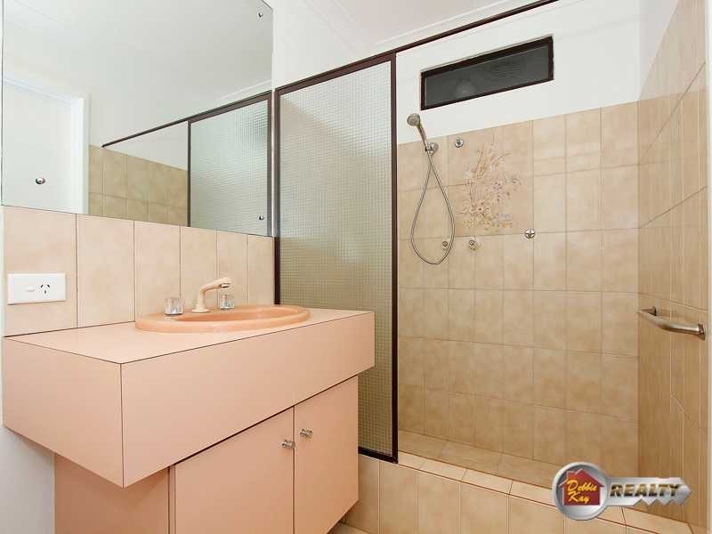 4 Gipsy Court, Beldon WA 6027