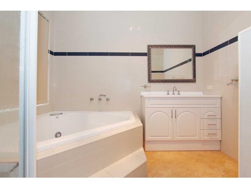 3A Raleigh Road, Bayswater WA 6053