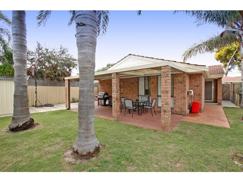 6/2 Fisher Street, Bassendean WA 6054