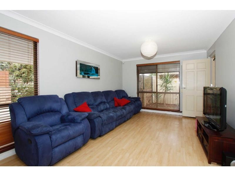6/2 Fisher Street, Bassendean WA 6054
