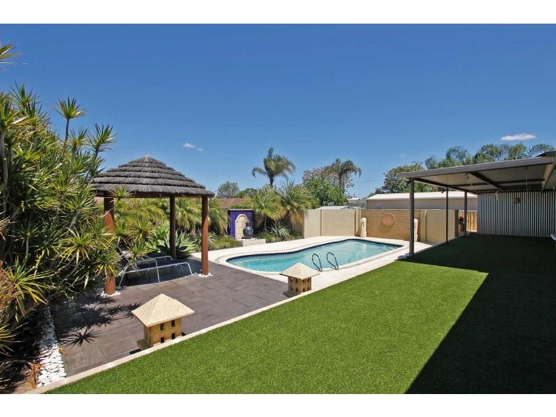 14 Sylvia Way, Eden Hill WA 6054