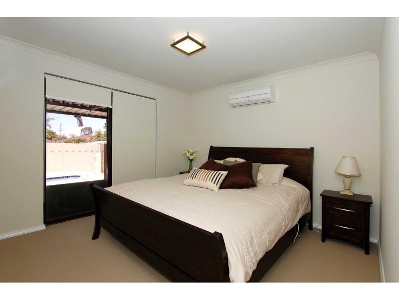 14 Sylvia Way, Eden Hill WA 6054