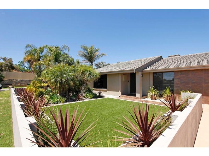 14 Sylvia Way, Eden Hill WA 6054